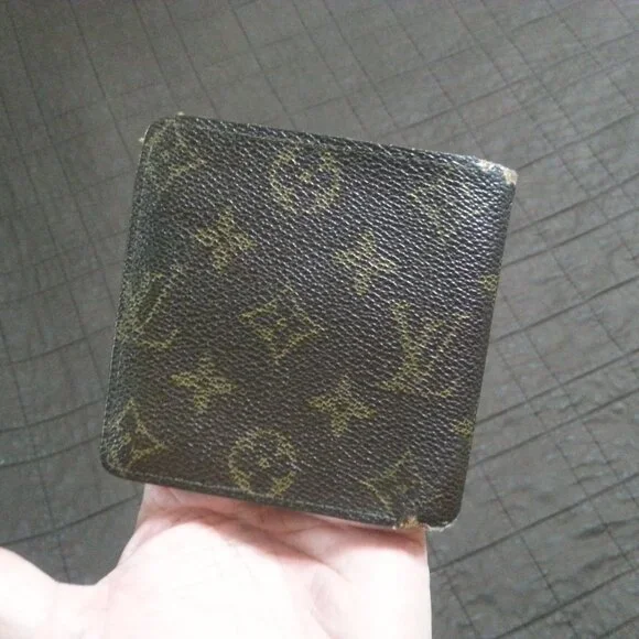 Vintage LV Louis Vuitton Wallet Monogram Bifold Men's Unisex Women's - Picture 2 of 16